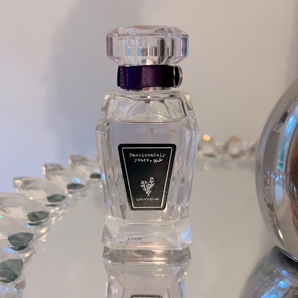 Younique PassionatelyYours Perfume